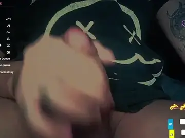 Stripchat Sex Cam of Lola_foxx