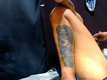 Stripchat Watch Live Sex Cams of AwesomeMistress_Bigcock
