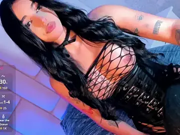 Stripchat Best Webcam of Summer_walkerr