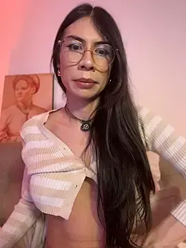 Stripchat Free Porn Cam of Amby_ambar