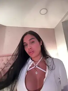 Stripchat Sex Cam of Bella__Wood