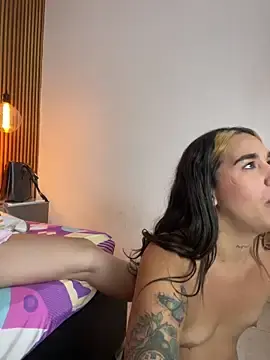 Stripchat Free Porn Cam of Sweet_vicky_hot