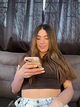 Stripchat Live Sex Cam of Lottus_fire