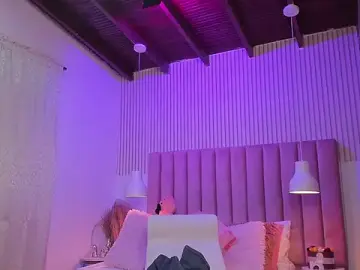 Stripchat Live Sex Cam of ScarlettDreamss7
