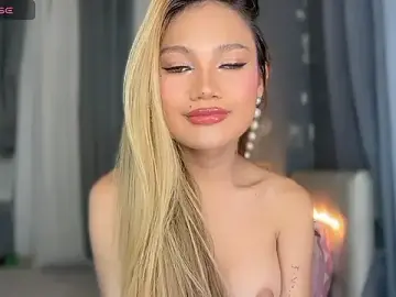 Stripchat Free Porn Cam of Tsfoxyangelx