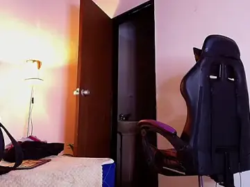 Stripchat Free Porn Cam of Astrid_Porno