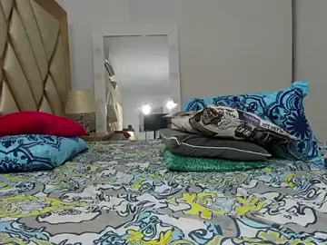 Stripchat Free Live Porn of briana_wonder69xxx