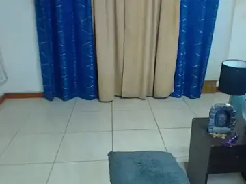 Stripchat Live Sex of kiwii_nasty