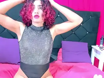 Stripchat Free Porn Cam of aura_sterling