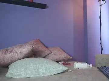 Stripchat Nude Webcam of roselinedior
