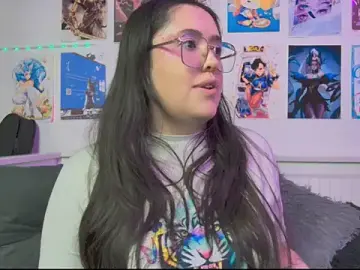 Stripchat Sex Cam of snowblack_