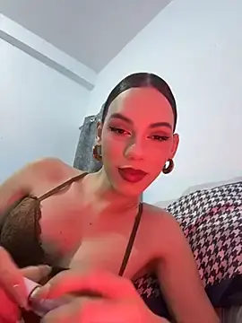 Stripchat Watch Live Sex Cams of Carlita_cute