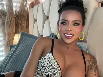 Stripchat Free Porn Cam of HOT_LADY_777