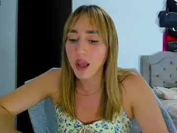 Stripchat Best live sex cam show of Doll_Andrea