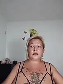 Stripchat Live Sex of zafiro_sex_