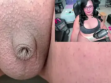 Stripchat Sex Cam of Tyffanny-Evans