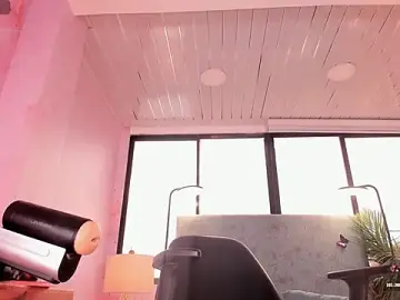 Stripchat Free Porn Cam of JESSI_NAOMI