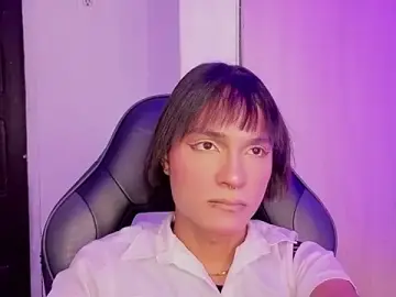 Stripchat Live Sex Cam of tiffanyy_777