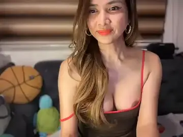 Stripchat Watch Live Sex Cams of Bigsurpriseforyoux