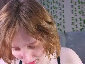 Stripchat Live Sex Cam of c0ralynx