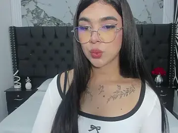 Stripchat Free Live Porn of RoseCassie
