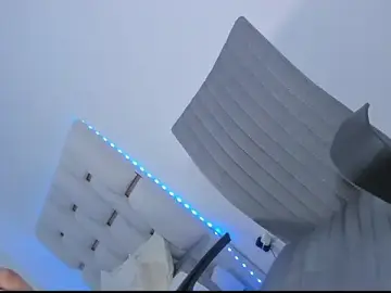 Stripchat Watch Live Sex Cams of MissCarolinne