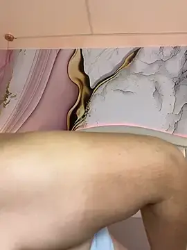 Stripchat Adult Webcams of Lucy_Milf_474