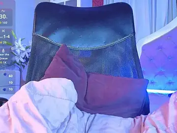 Stripchat Live Sex Cam of KristinaGriner