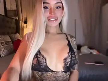 Stripchat Live Sex of ParisianDoll