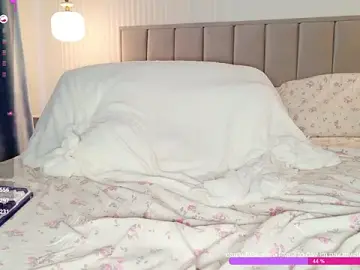 Stripchat Sex Cam of _rose_monarch_