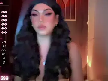 Stripchat Free Live Porn of madam_agnes1