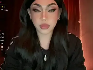 Stripchat Free Live Porn of madam_agnes1