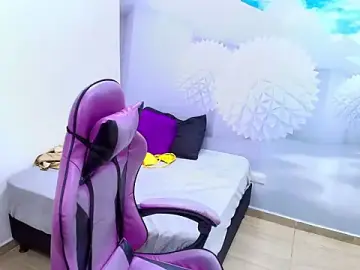 Stripchat Free Porn Cam of DEMI_LEED