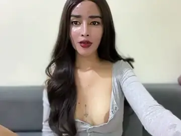 Stripchat Live Sex of Lovable_with_bigsurprise
