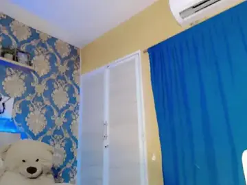 Stripchat Sex Cam of nicoledollts