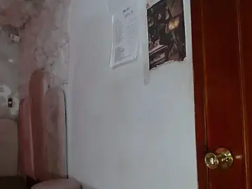 Stripchat Live Sex of puca_ebony