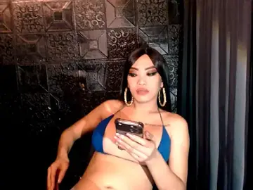 Stripchat Live Sex Cam of ASIANHOTTIE_69