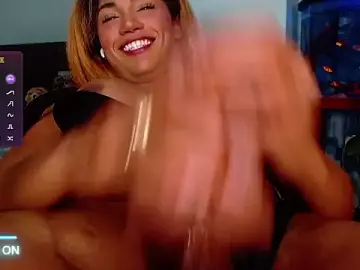 Stripchat Nude Webcam of TastyTrap_18