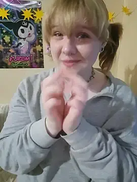 Stripchat Free Live Porn of wehavepussies_xoxo
