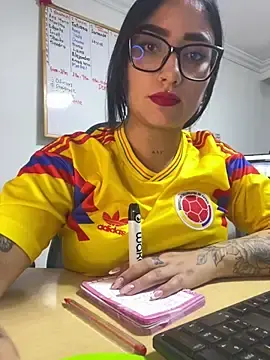 Stripchat Best live sex cam show of SeleneMore