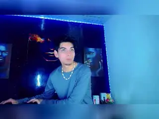 Xlovecam Best Webcam of LuxeCouple