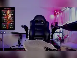 Xlovecam Best live sex cam show of KarolElegance