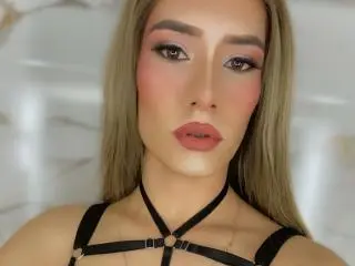 Xlovecam Live Porn of CamiiNiieves
