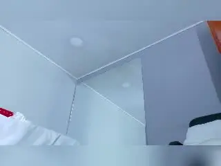 Xlovecam Sex Cam of CassandraWhite