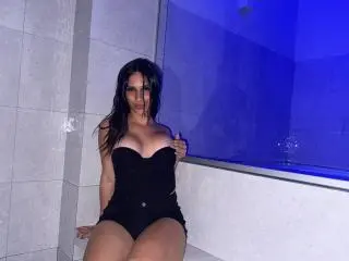 Xlovecam Free Porn Cam of SamysPresleyTs